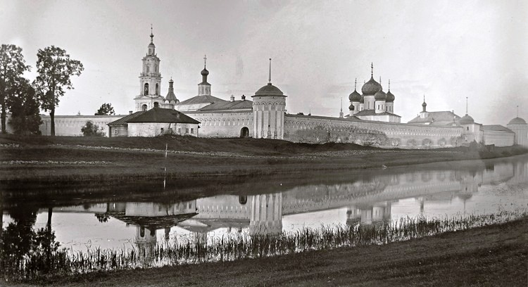 Калязинский  Троицкий монастырь